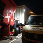 Nasz zespół naprawiający kompresor